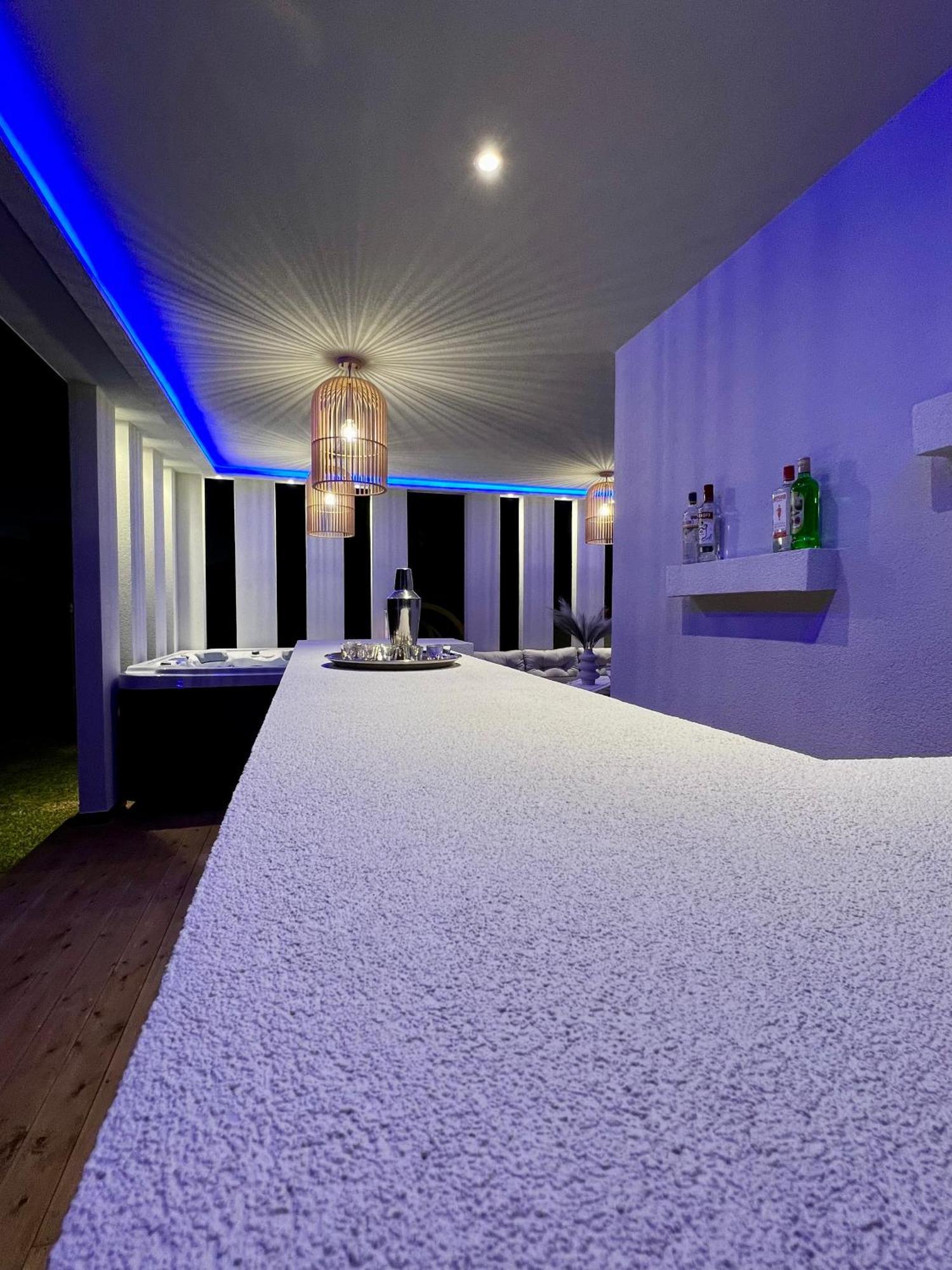 לגאנאס Muthee Luxurious Private Villa מראה חיצוני תמונה